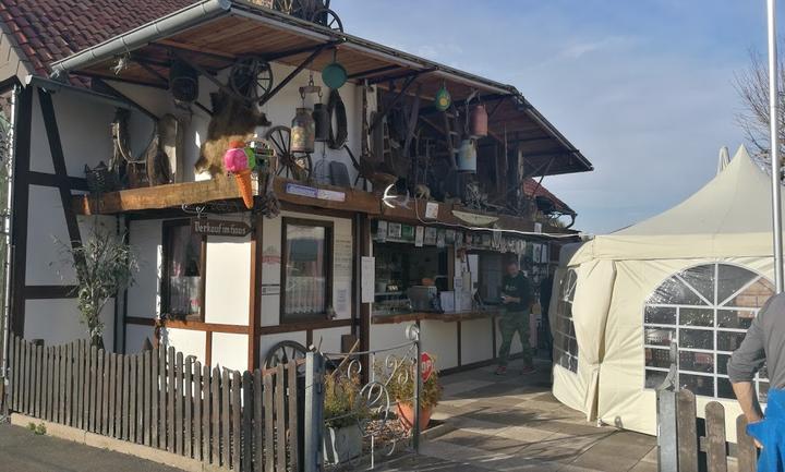 Eis- und Crepegarten am Wenzelsplatz